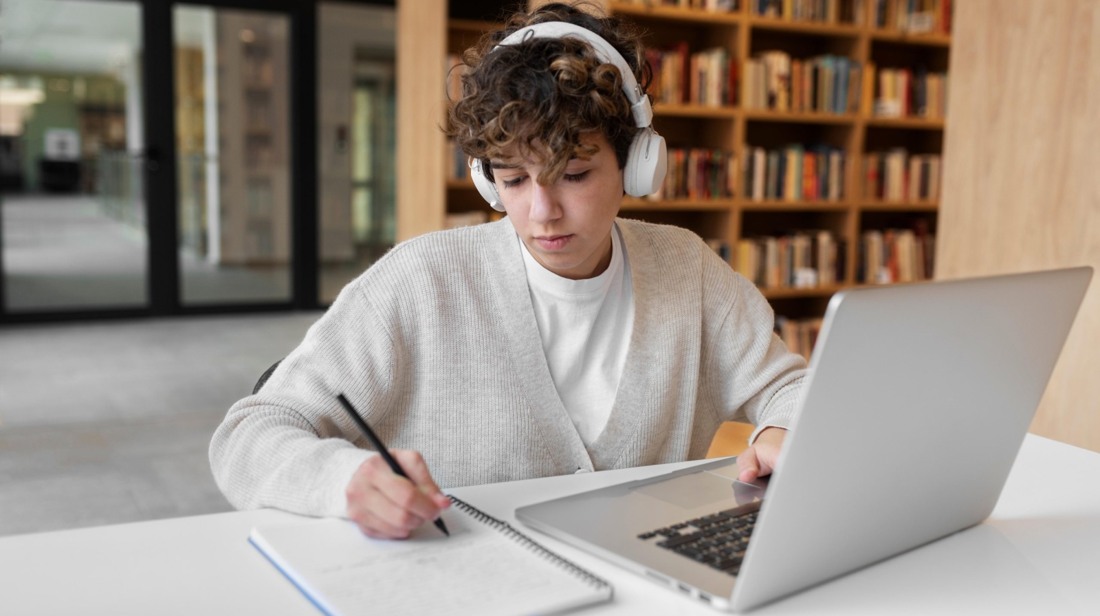 young-student-learning-library (1)